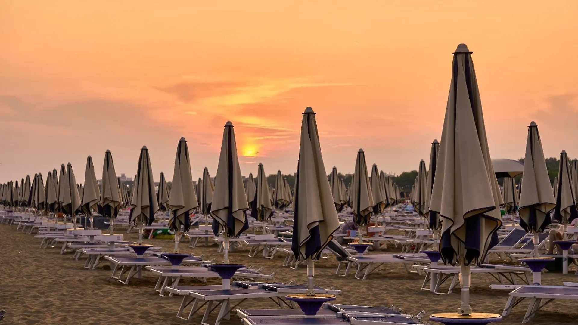 Relax In A Gorgeous 3 Bedroom Apartment With Pool Bibione