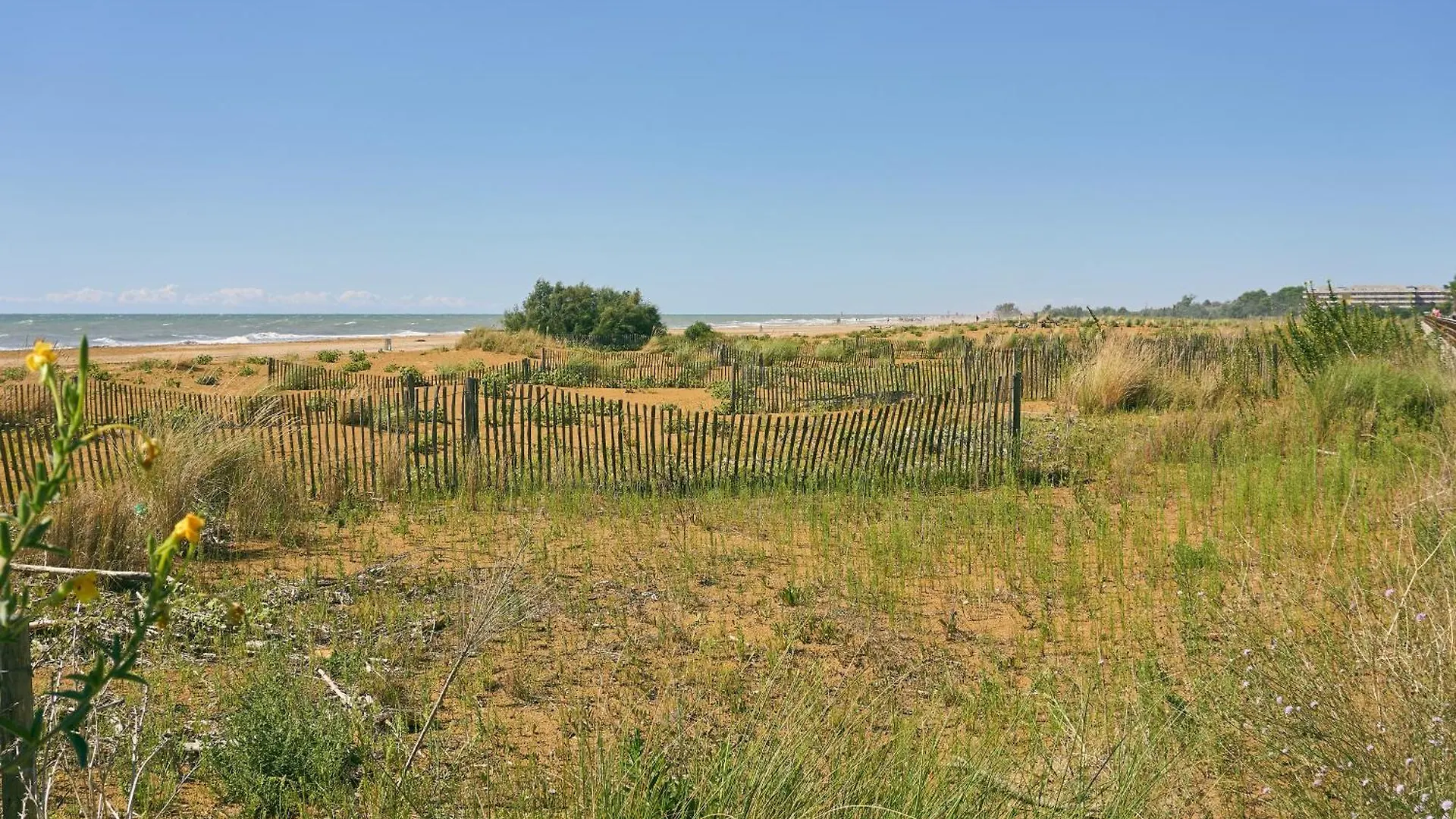 Relax In A Gorgeous 3 Bedroom Apartment With Pool Bibione