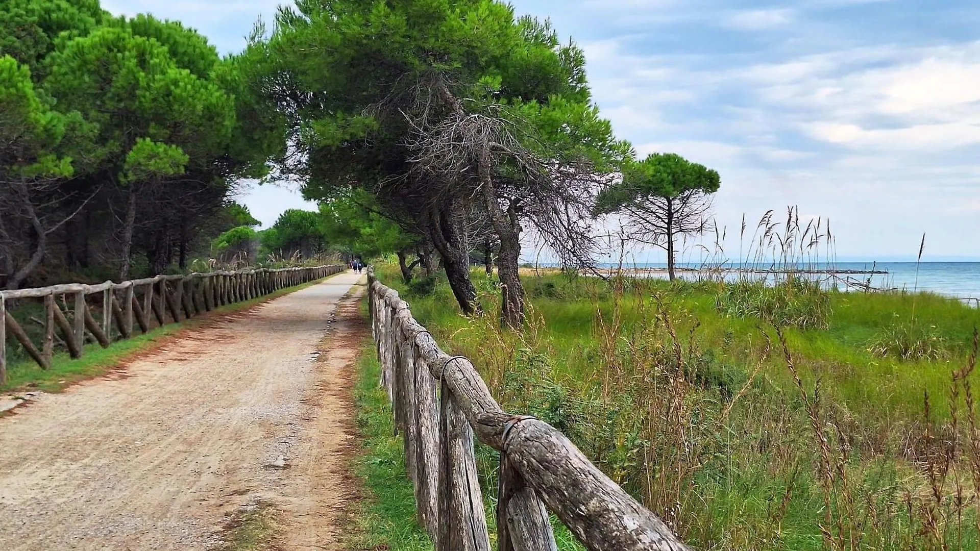 Relax In A Gorgeous 3 Bedroom Apartment With Pool Bibione