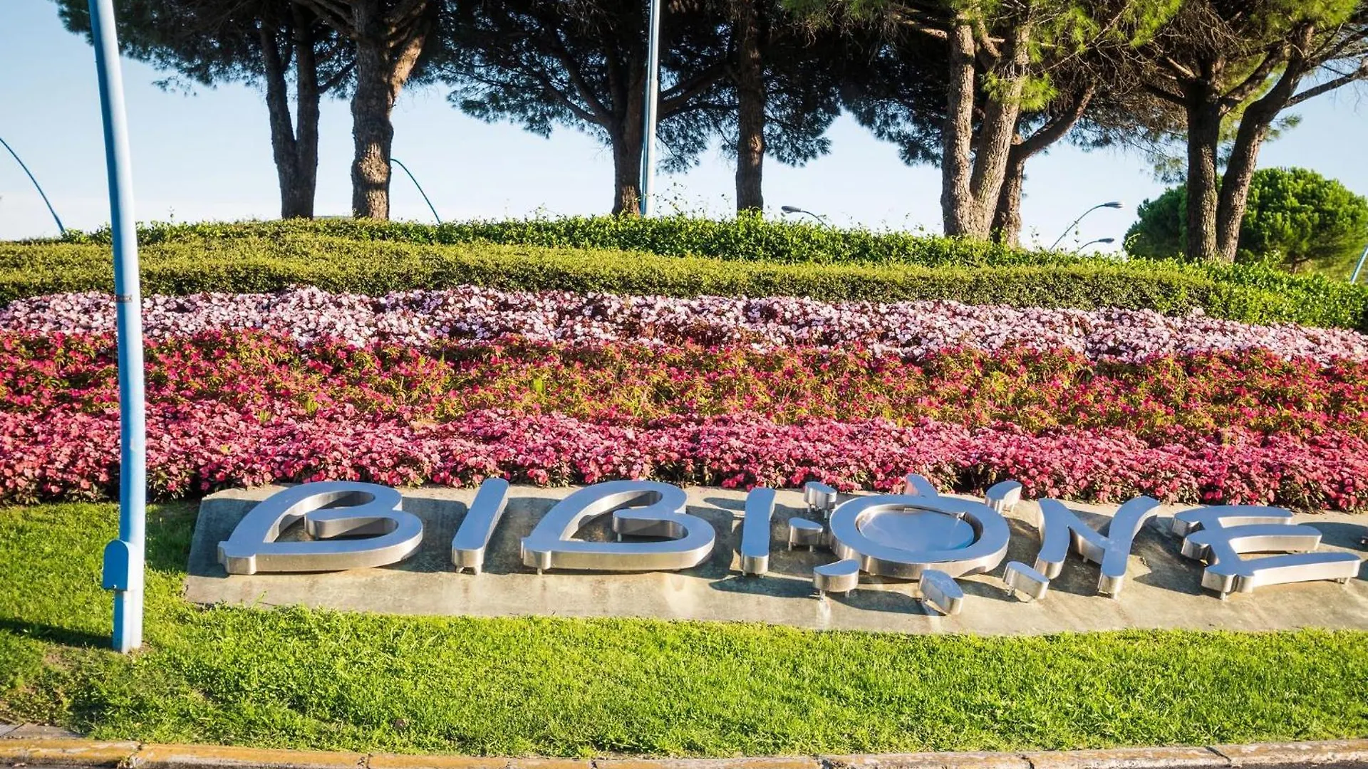 Relax In A Gorgeous 3 Bedroom Apartment With Pool Bibione
